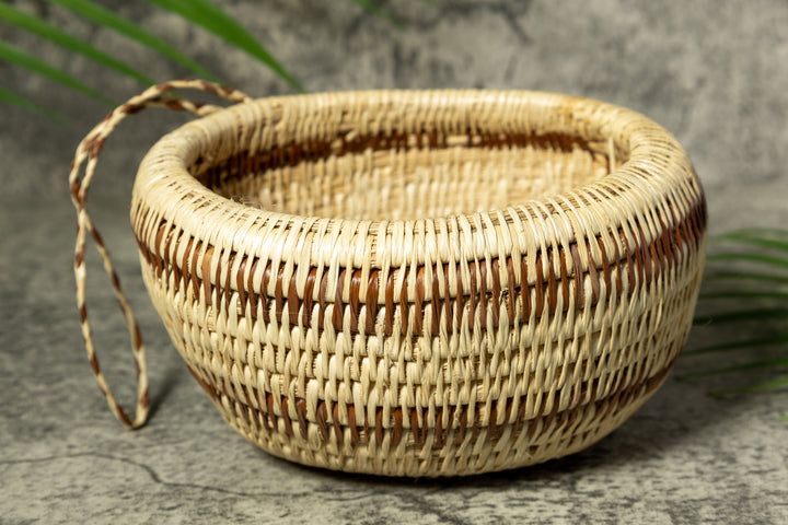 Honey Pot Vintage Basket