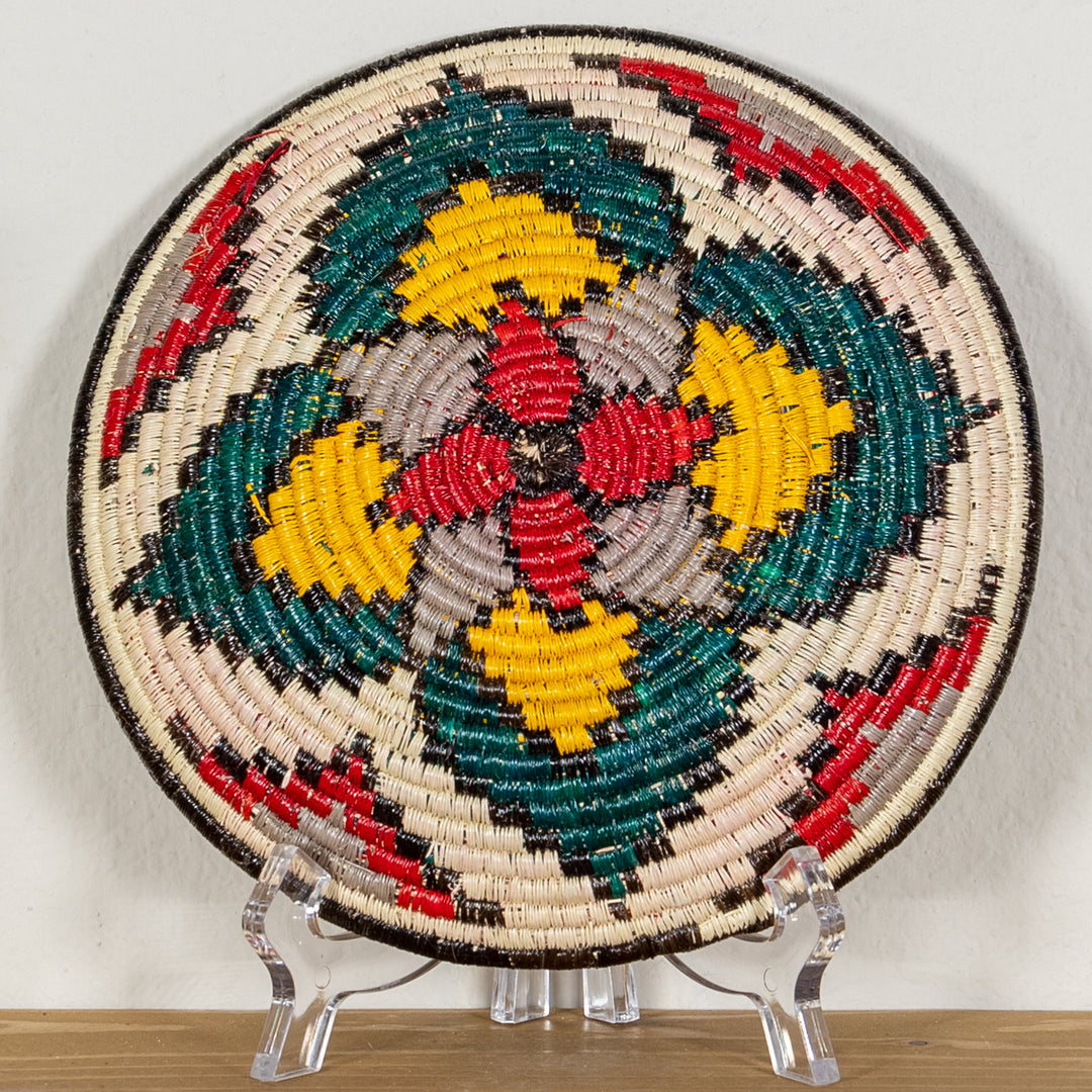 Red Center Flower Blossom Small Basket Plate