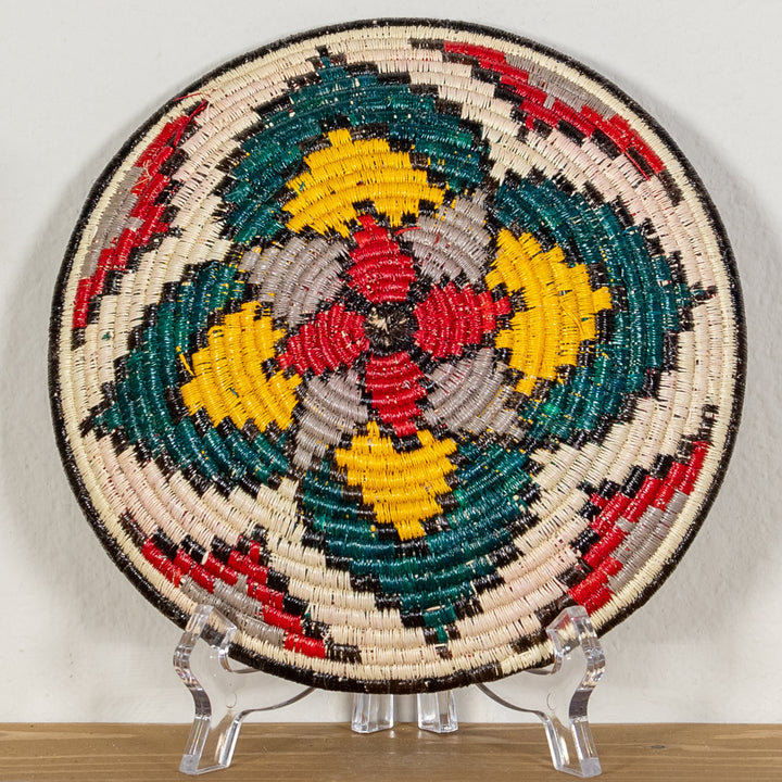 Red Center Flower Blossom Small Basket Plate