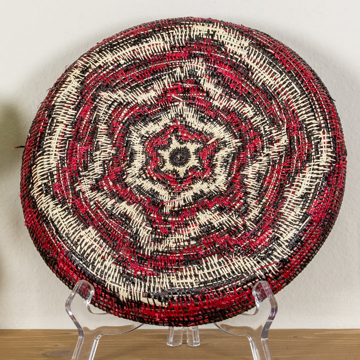 Black Red And White Super Nova Basket Plate