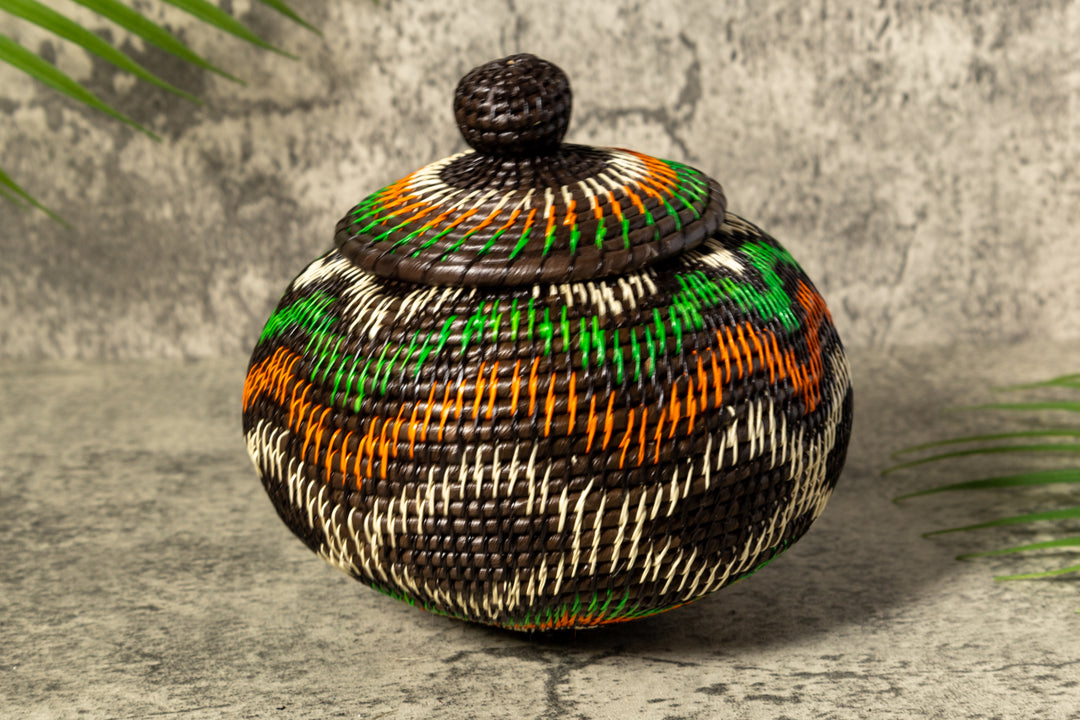 Coral Star Waves Woven Basket With Top