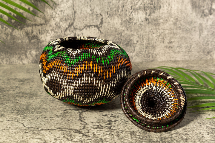 Coral Star Waves Woven Basket With Top