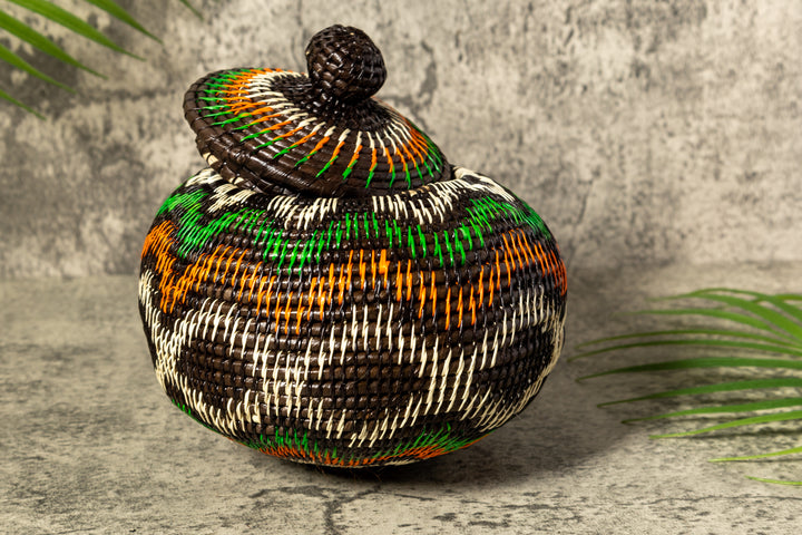 Coral Star Waves Woven Basket With Top