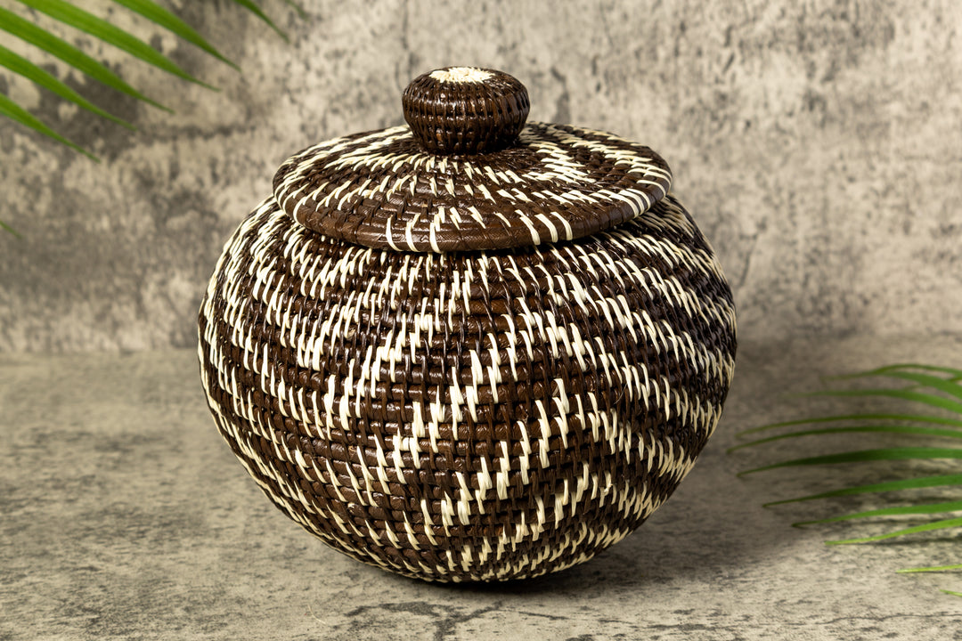 Gentle Waves Woven Basket With Top