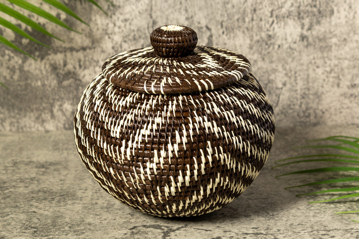 Gentle Waves Woven Basket With Top