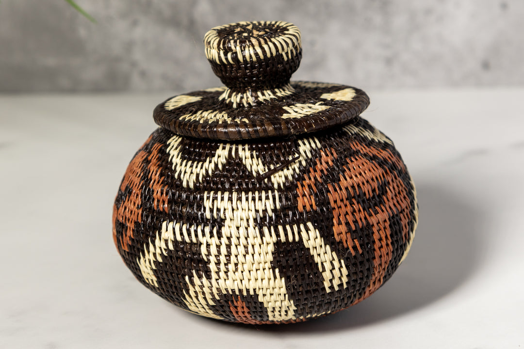 Human Cave Drawings Woven Basket With Top
