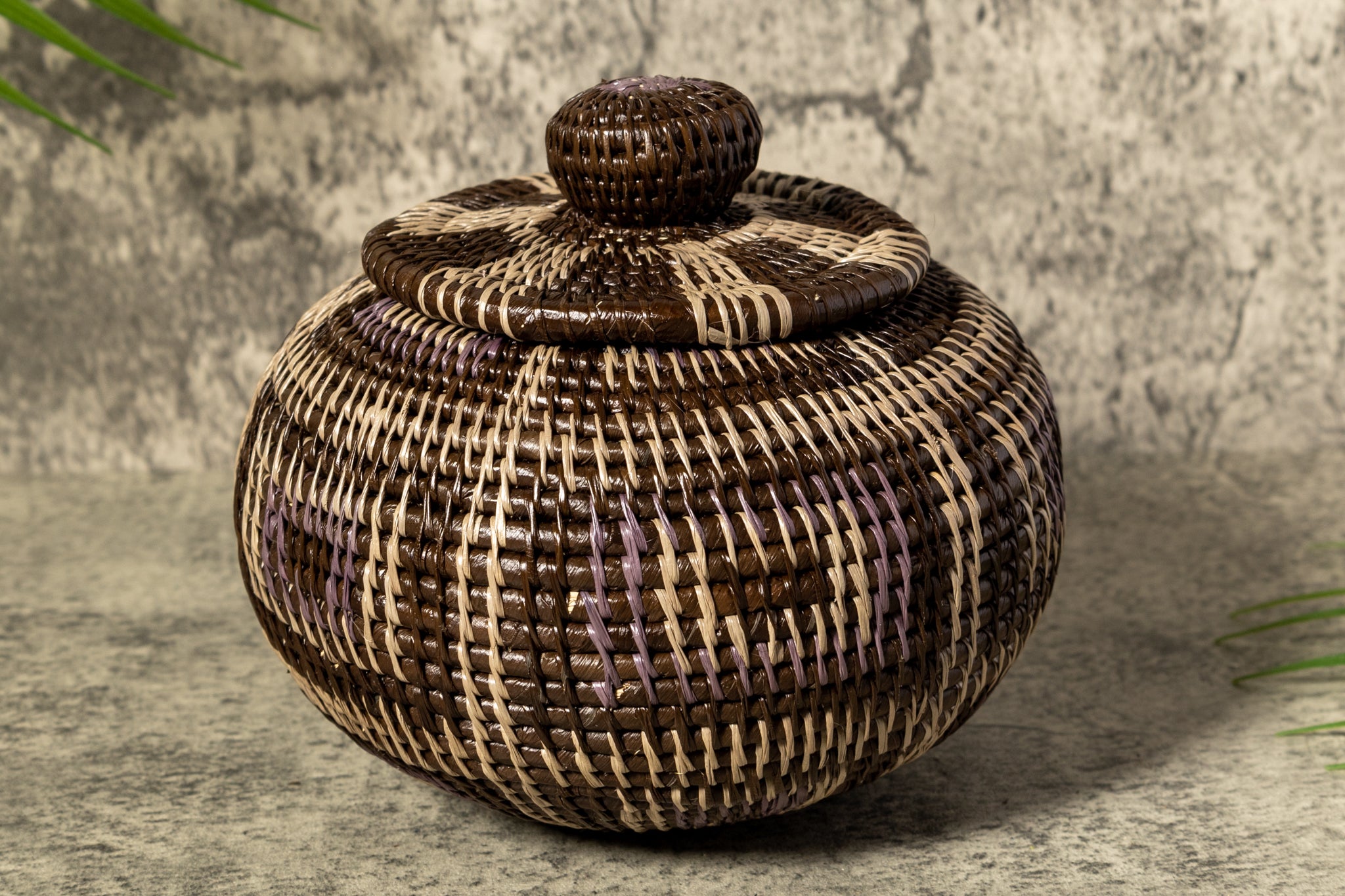 Brown And White Classic Woven Basket With Top