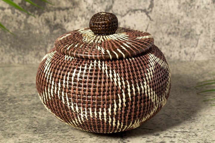 Brown Fish Net Woven Basket With Top