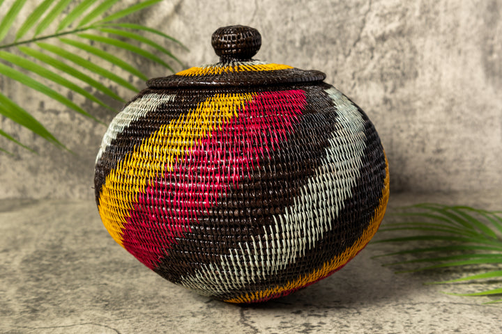 Silver Spiral Woven Basket With Top