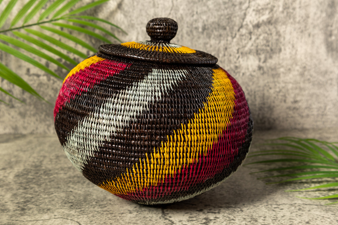Silver Spiral Woven Basket With Top