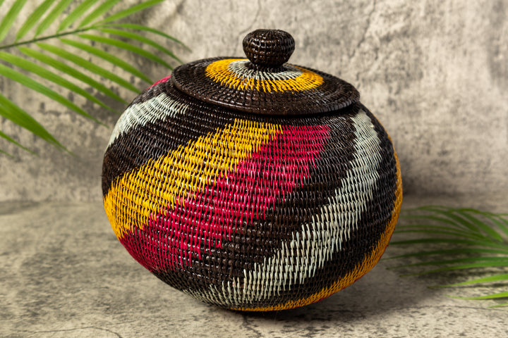 Silver Spiral Woven Basket With Top