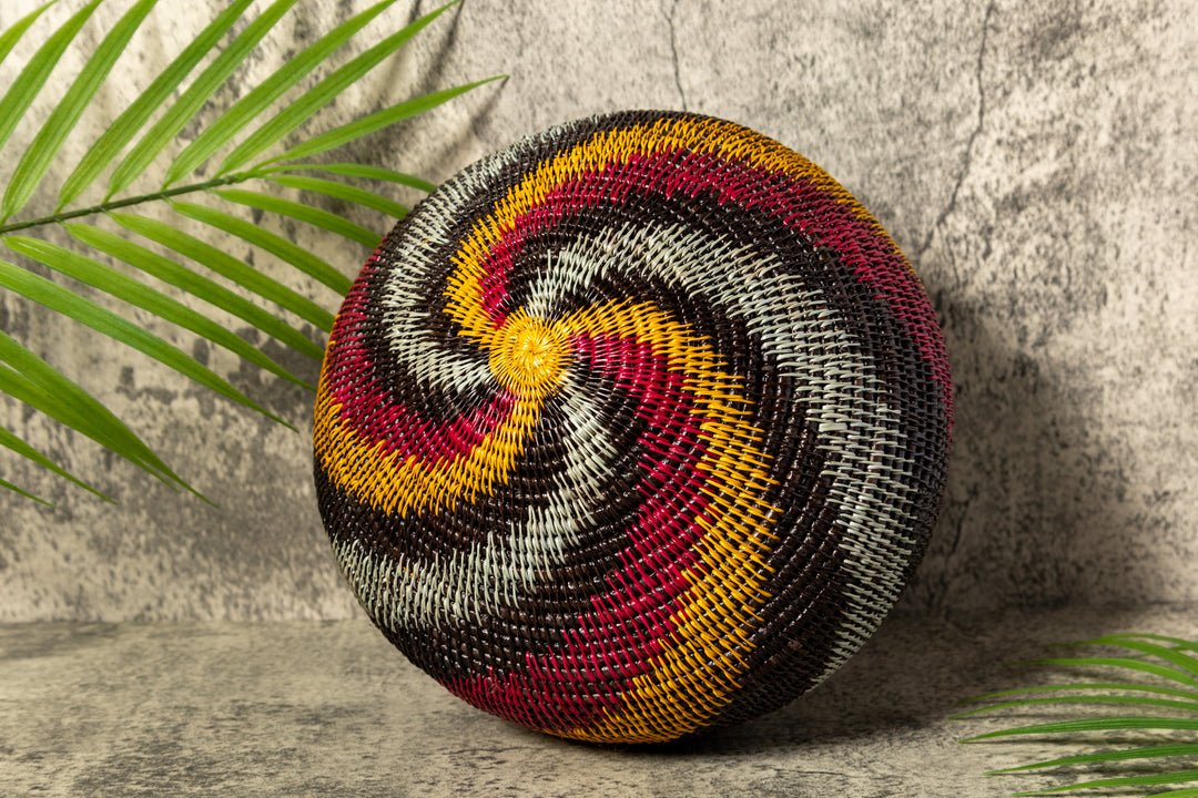 Silver Spiral Woven Basket With Top