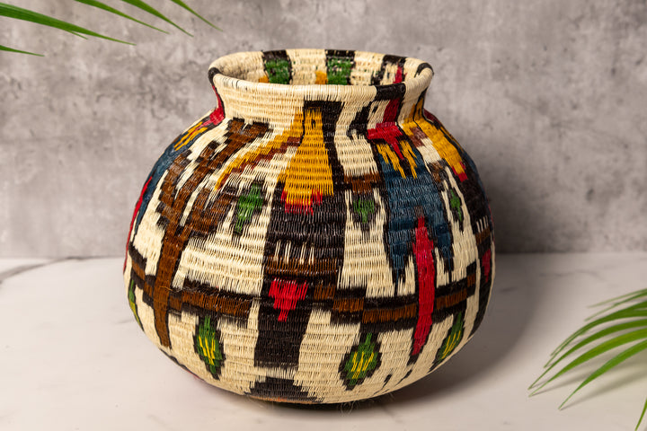 Toucan Parrot Macaw Quetzal Rainforest Basket