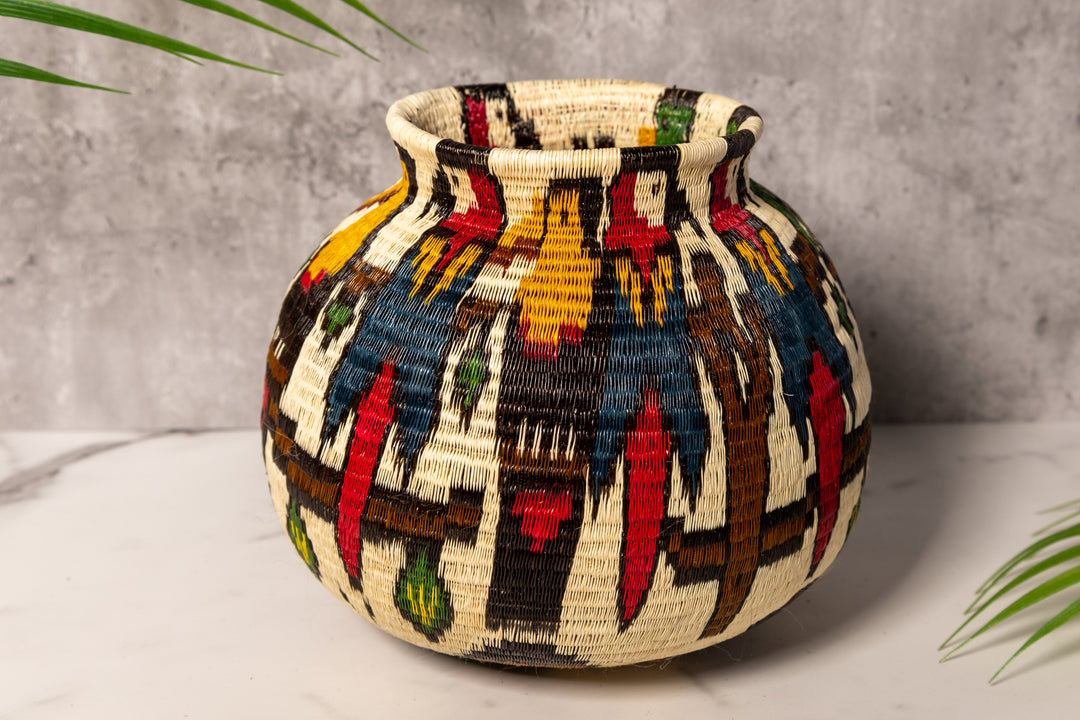 Toucan Parrot Macaw Quetzal Rainforest Basket