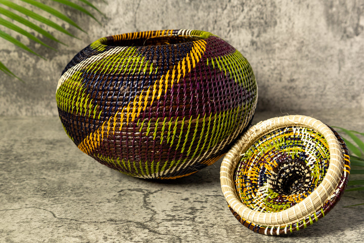 Green Swirl Woven Basket With Top