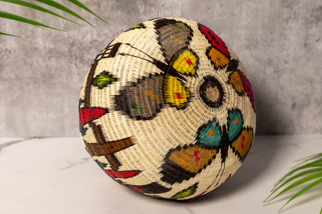 Toucan Parrot Macaw Quetzal Rainforest Basket