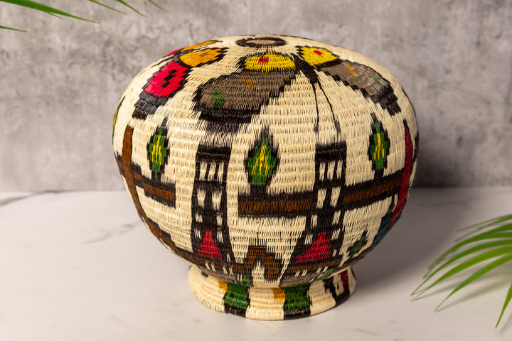 Toucan Parrot Macaw Quetzal Rainforest Basket