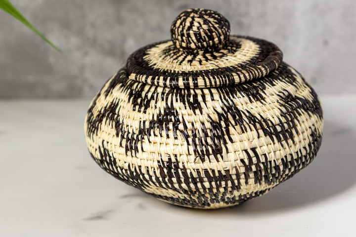 Small Black And White Rainforest Basket With Top