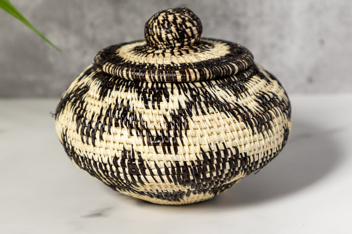 Small Black And White Rainforest Basket With Top