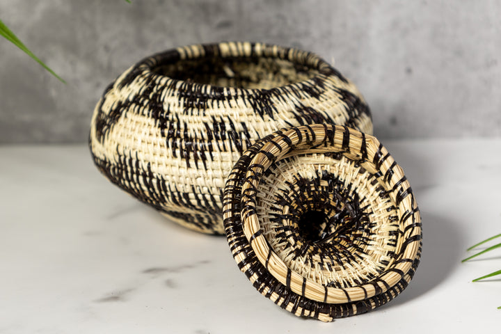 Small Black And White Rainforest Basket With Top