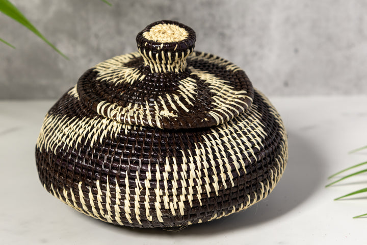 Jungle Fusion Spiral Basket With Top