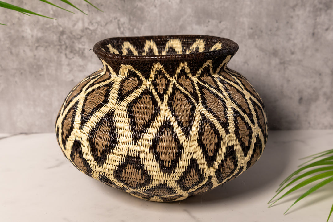 Diamond Netting Rainforest Basket