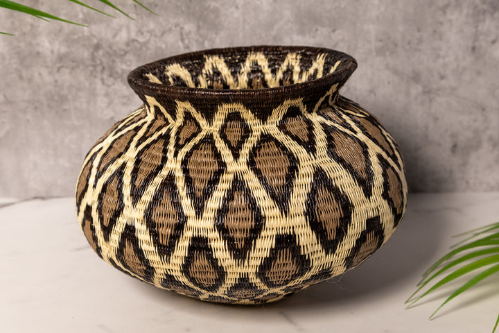 Diamond Netting Rainforest Basket