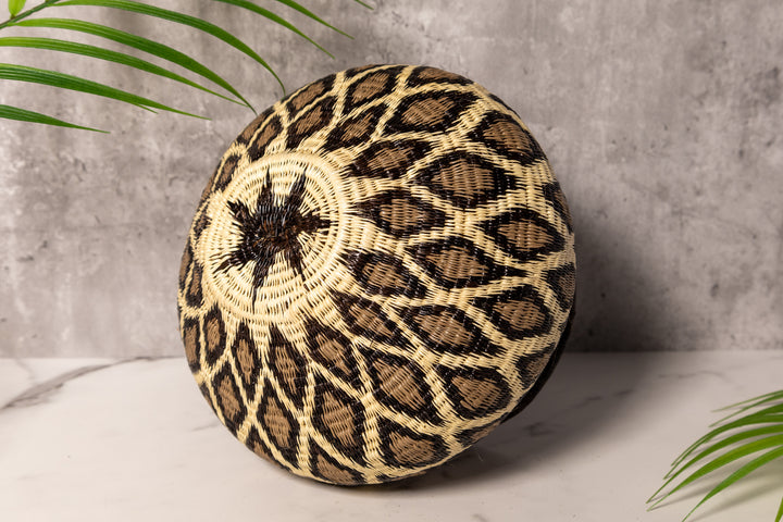 Diamond Netting Rainforest Basket