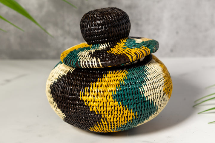 Green Rainforest Whispers Basket With Top