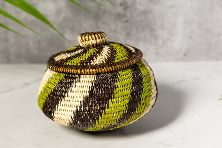 Green Forest Swirl Basket With Top
