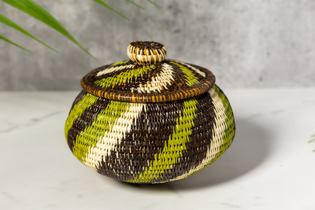 Green Forest Swirl Basket With Top