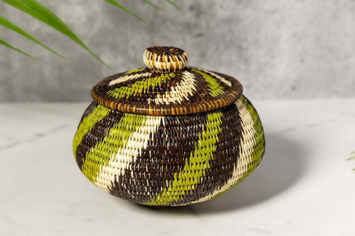 Green Forest Swirl Basket With Top