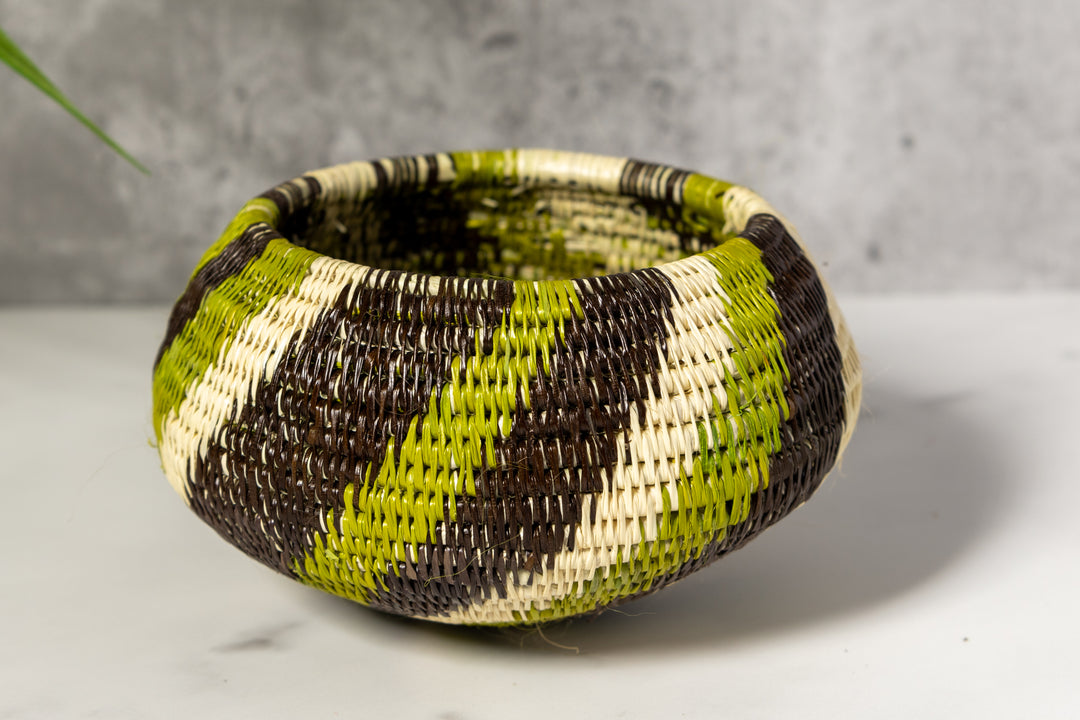 Green Forest Swirl Basket With Top