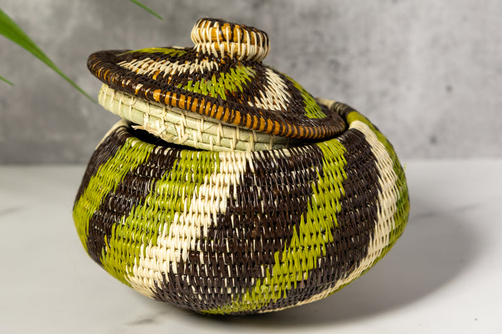 Green Forest Swirl Basket With Top