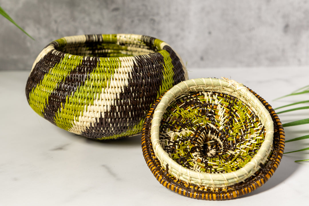 Green Forest Swirl Basket With Top