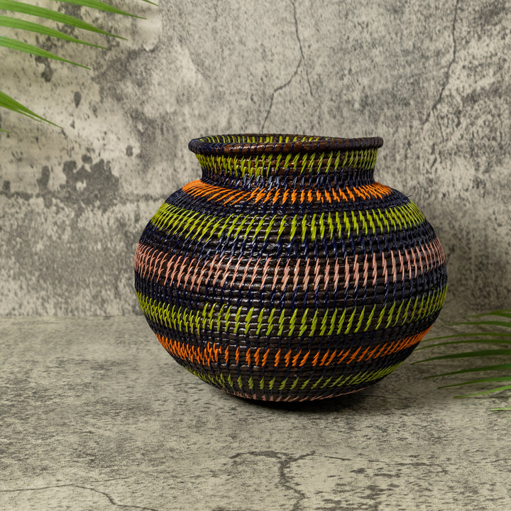 Dark Jungle Rings Rainforest Basket