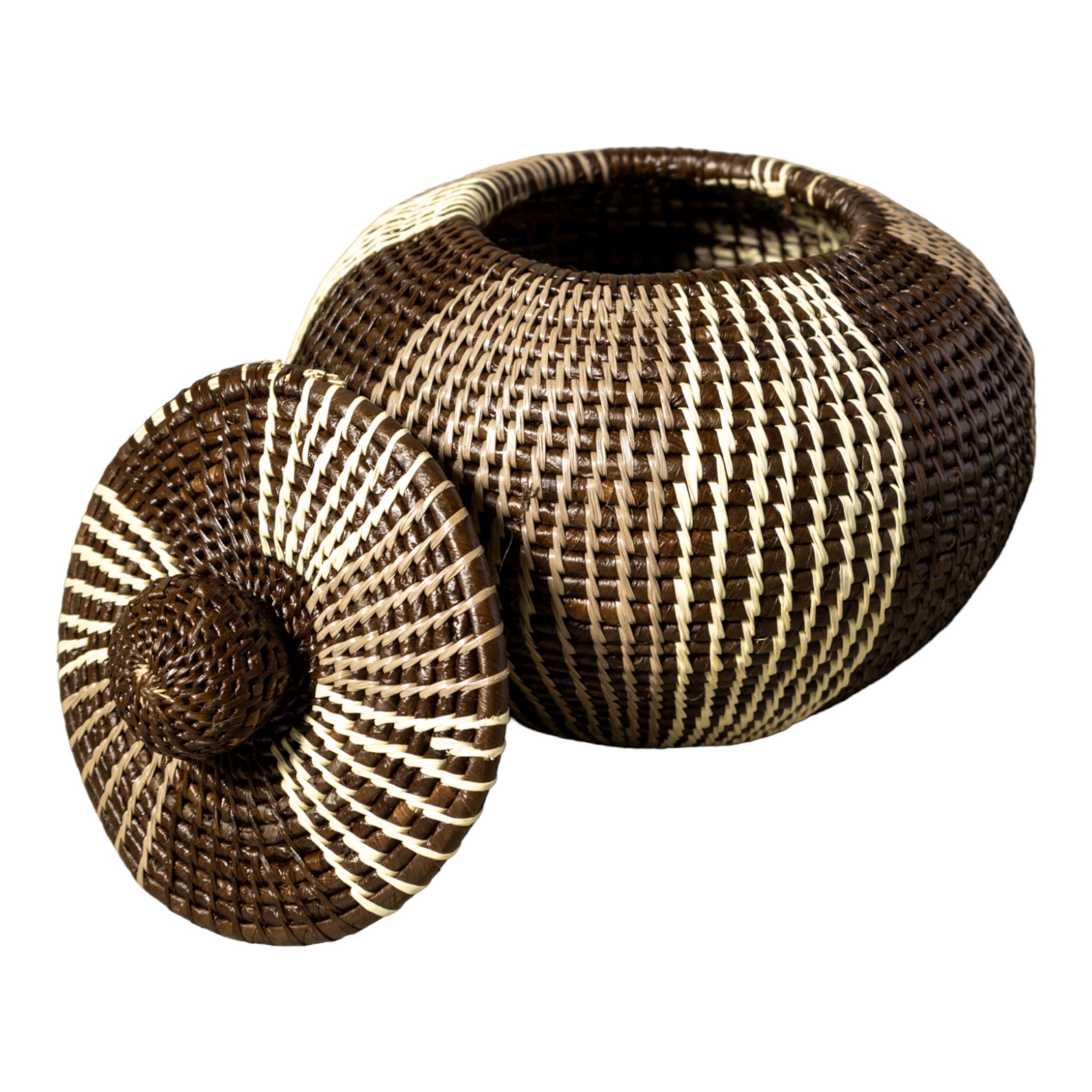 Brown And White Jungle Essence Woven Basket With Top