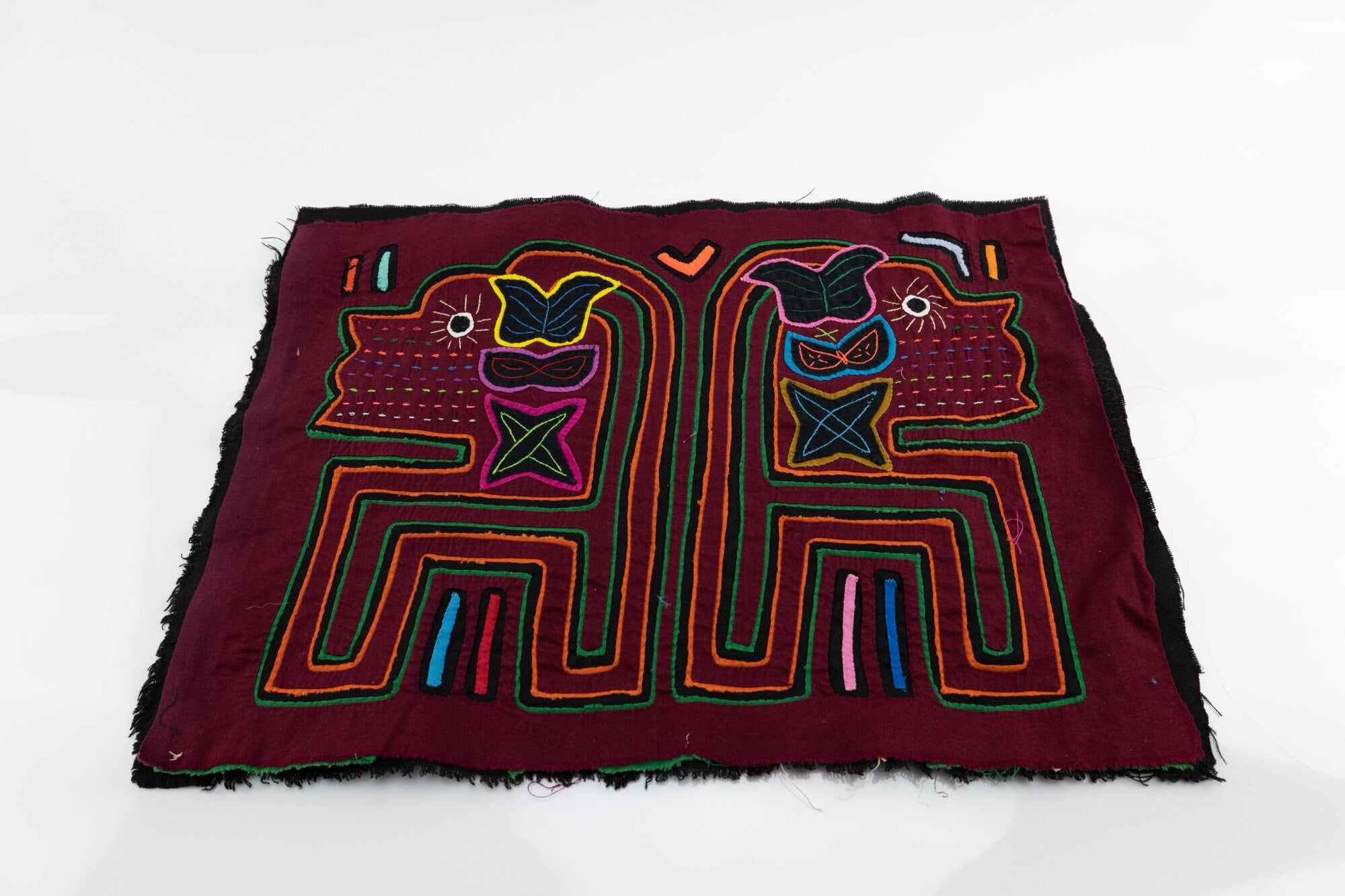 Hand Stitched Panama Mola Sisters Textile art, Latin American wall art, Boho Wall Decor, Tapestry, Rainforest Decor, Geometric