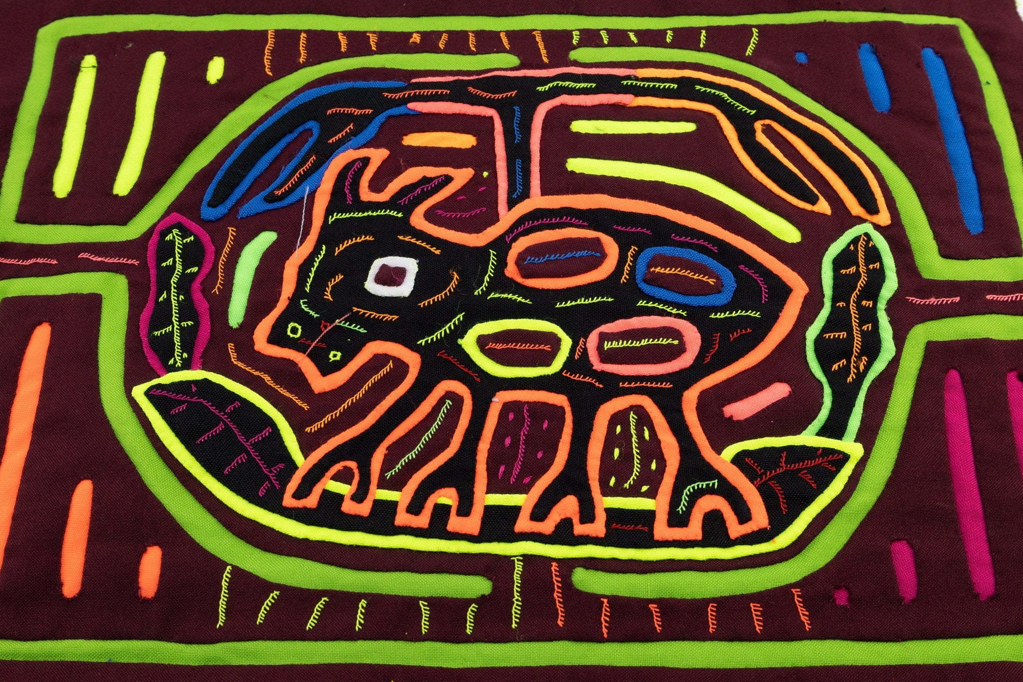 Hand Stitched Panama Mola Dog Textile art, Latin American wall art, Boho Wall Decor, Tapestry, Rainforest Decor, Geometric