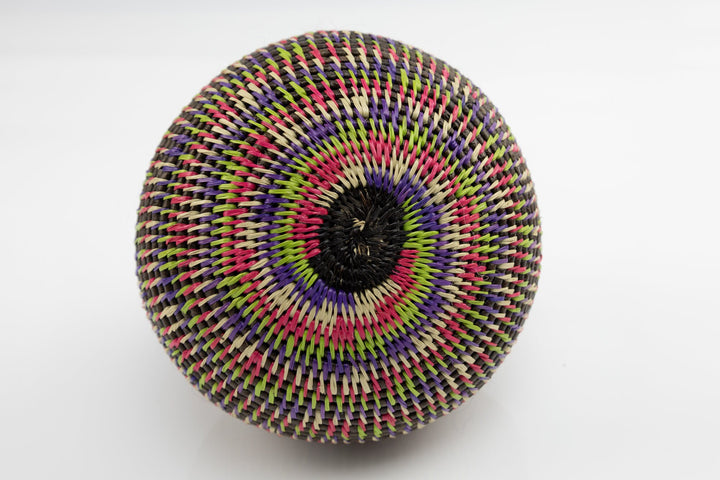 Hand Woven Rainbow Basket Made By Wounaan And Emberá Panama Indians. Bowl Basket, Woven Basket, Basket Decor, Woven Storage