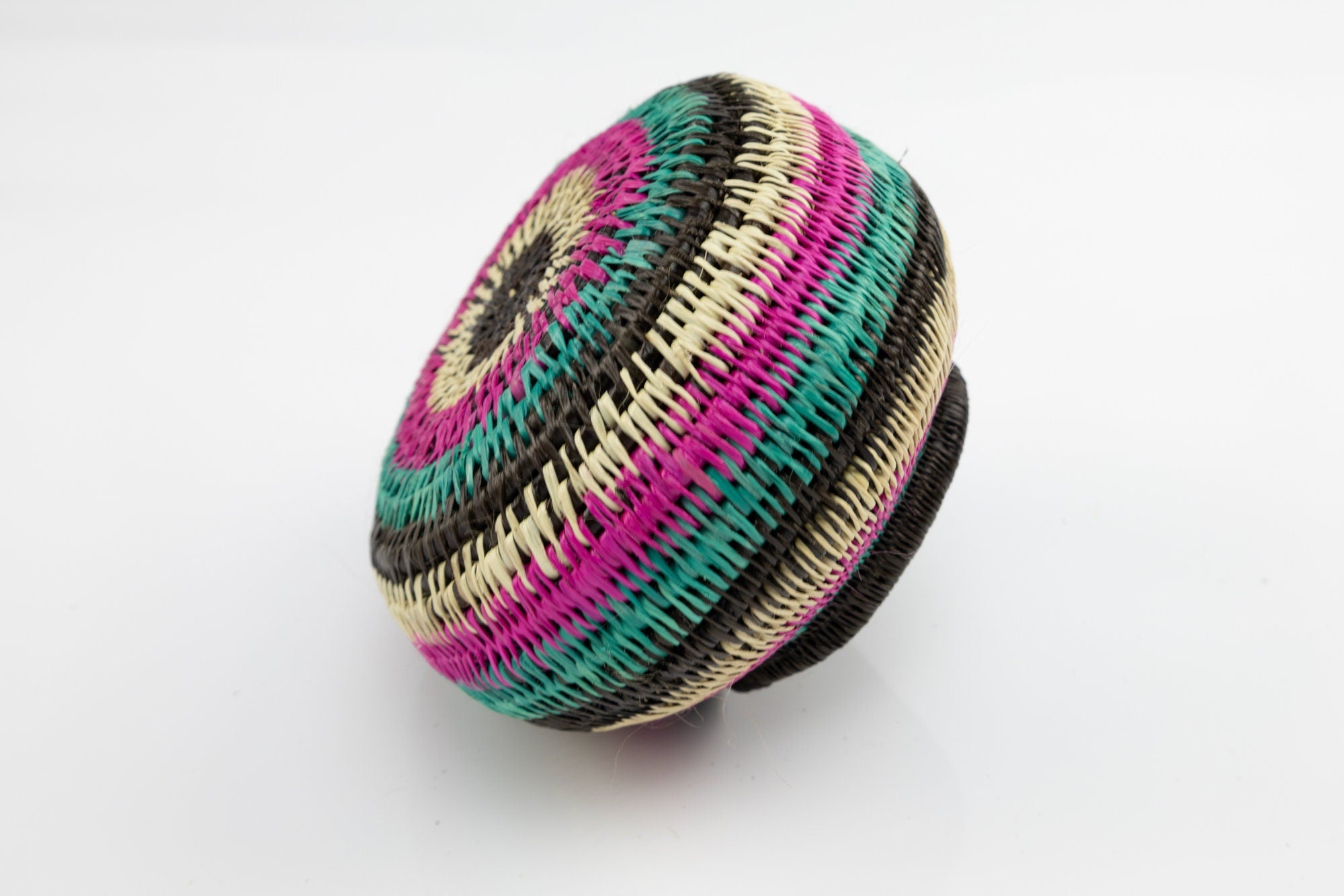 Hand Woven Special Color Basket Made By Wounaan And Emberá Panama Indians. Bowl Basket, Woven Basket, Basket Decor, Woven Storage