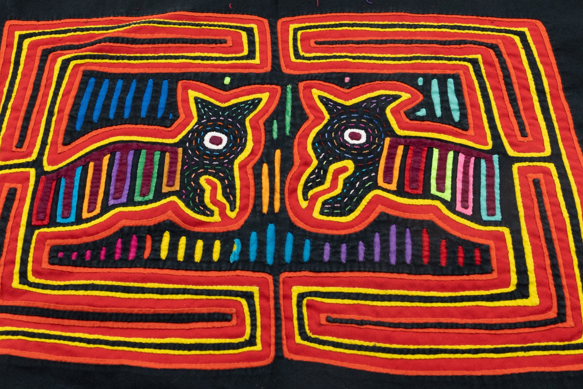 Hand Stitched Puppy Dog Panama Mola Textile art, Latin American wall art, Boho Wall Decor, Tapestry, Rainforest Decor, Geometric